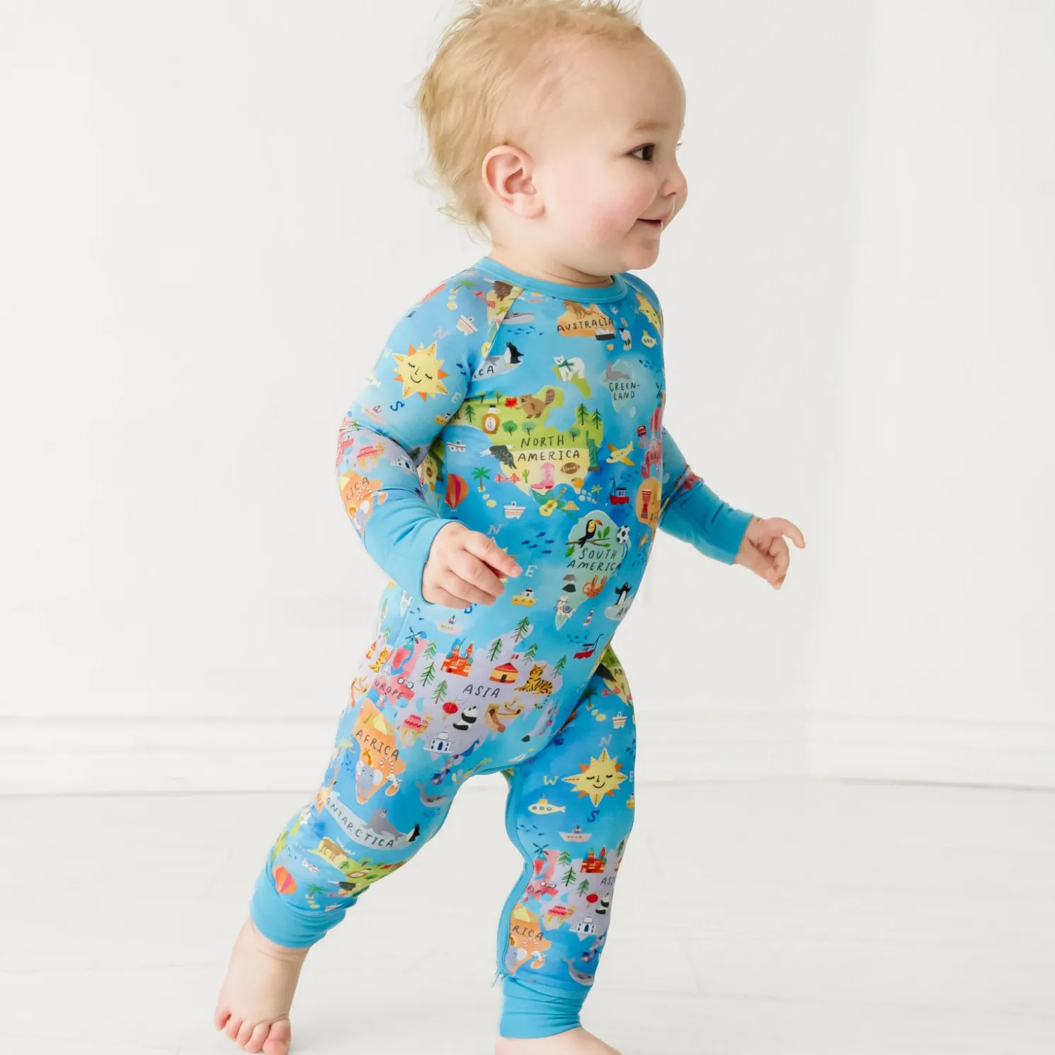 Around The World Crescent Zippy